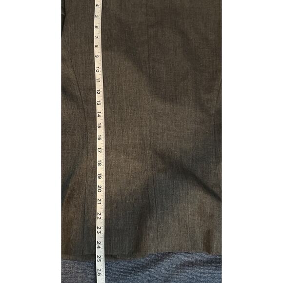 Escada Women’s Blazer Sz 38 (US 8) Gray 100% Wool Career Office Staple FLAW READ - Picture 16 of 16